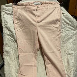 Torrid light pink ankle length pants